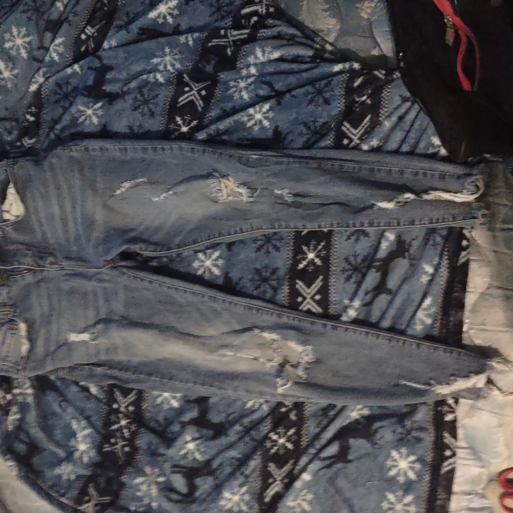 Ripped jeans
